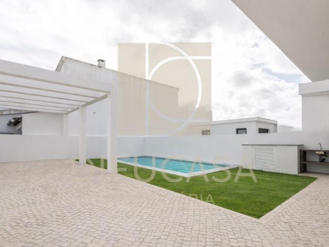 R173_Moradia T2_Garagem_Pronta Habitar