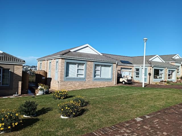 R17,200 pm 2 Bedroom Duet To Let in Groenkloof Retirement Village