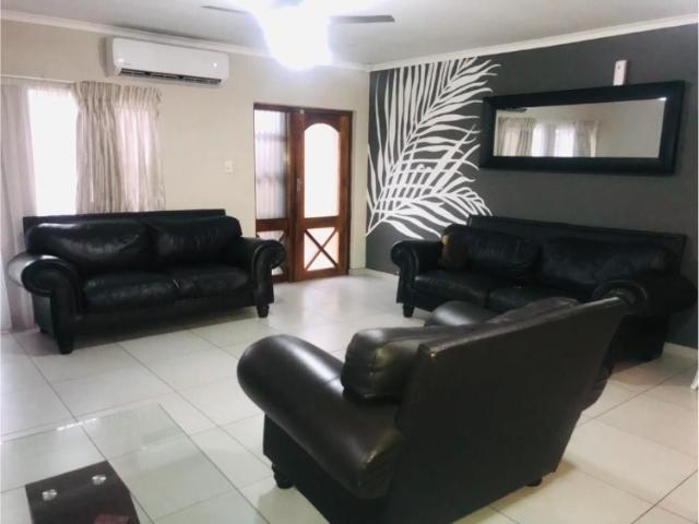 R17,500 pm 3 Bedroom Townhouse To Let in Arboretum