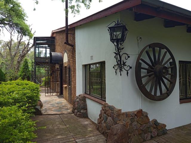 R17,900 pm 4 Bedroom House To Let in Kameeldrift East