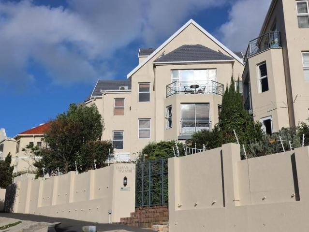 R18 000 | 2 Bedroom Apartment / Flat For Rent in Vredehoek, Cape Town
