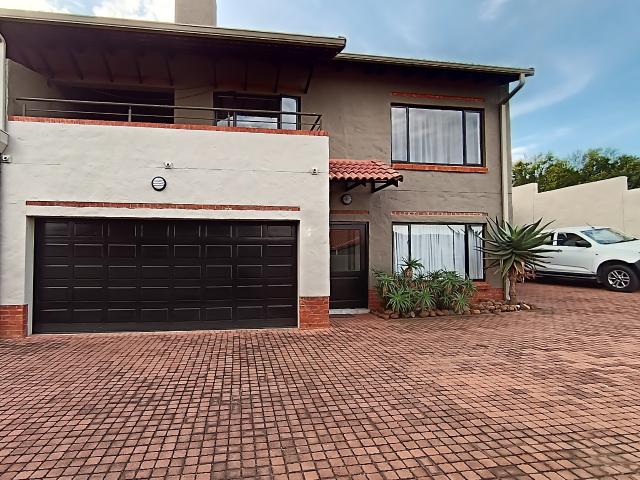 R18,799 pm 4 Bedroom Townhouse To Let in Xanadu