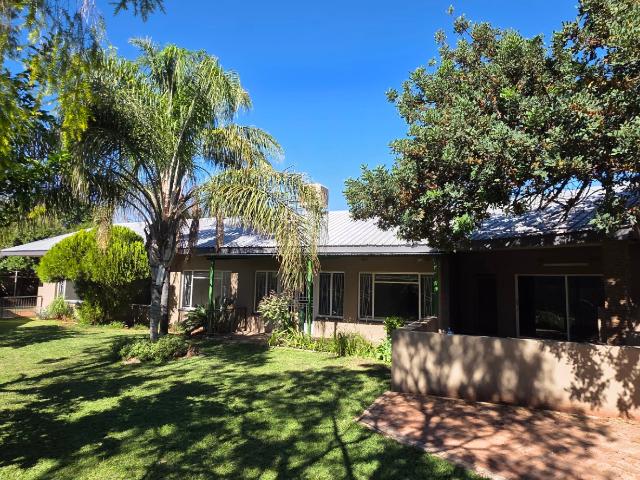R18,860 pm 5 Bedroom Freehold To Let in Die Rand
