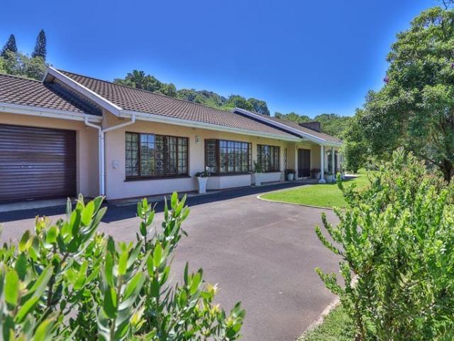 R20,000 pm 3 Bedroom Freestanding To Let in West Riding