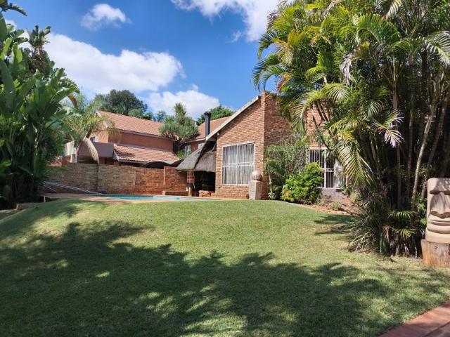 R25,000 pm 4 Bedroom House To Let in Montana Park