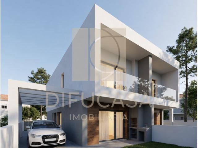 R265 Moradia T3 bem localizada