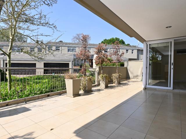 R27,000 pm 3 Bedroom Simplex To Let in Dunkeld West