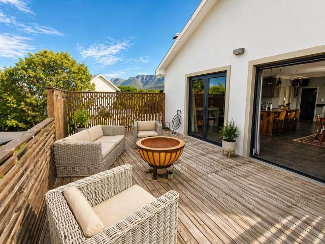 R29,000 pm 4 Bedroom House To Let in Sandbaai