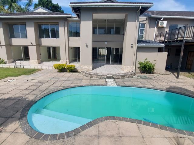 R29,500 pm 4 Bedroom House To Let in Meer En See