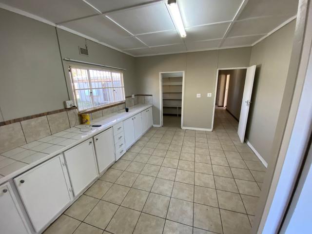 R7,400 pm 3 Bedroom House To Let in Ferreira
