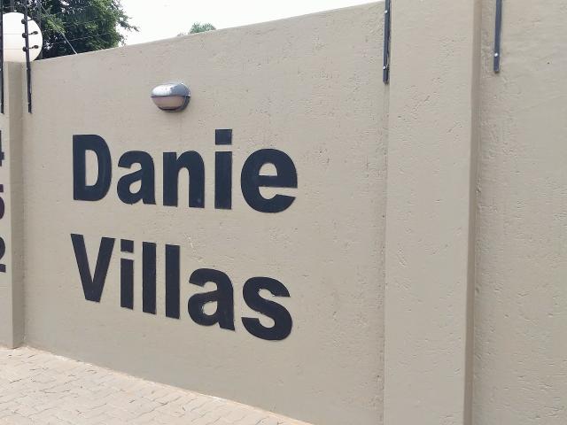 R7,400 pm 2 Bedroom Apartment To Let in Pretoria North