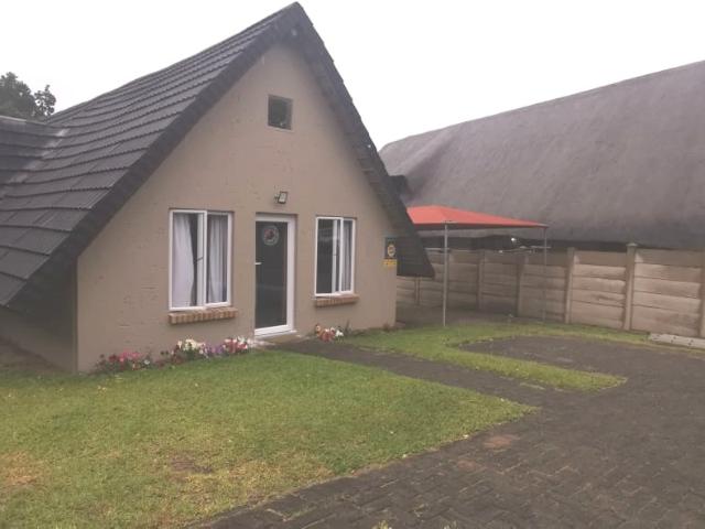 R7,480 pm 2 Bedroom Garden Cottage To Let in Birdswood