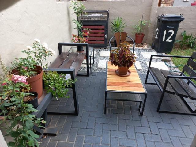 R7 500 | 2 Bedroom Townhouse For Rent in Birchleigh, Kempton Park