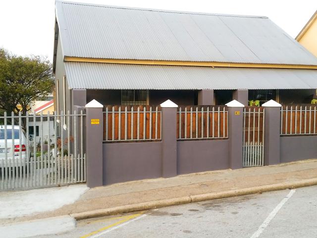 R7,500 pm 3 Bedroom House To Let in North End