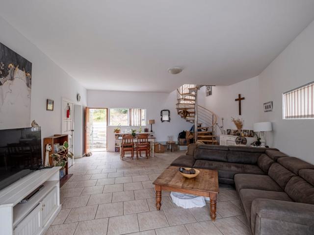 R7,500 pm 1 Bedroom Garden Cottage To Let in Beachview