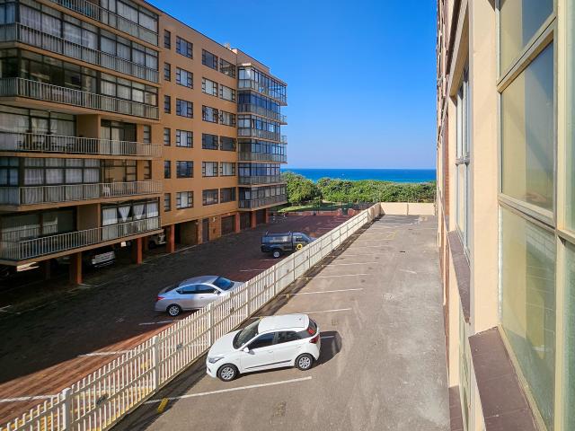 R7,500 pm 2 Bedroom Apartment To Let in Amanzimtoti