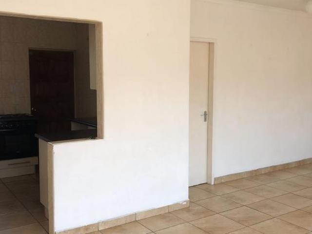 R7 550 | 2 Bedroom Apartment / Flat For Rent in Northmead, Benoni