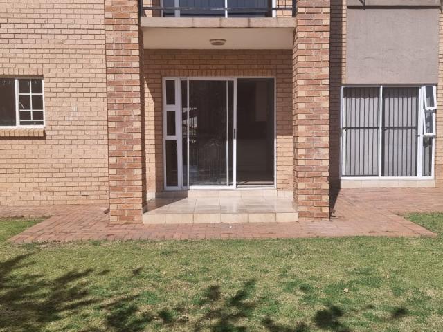 R7,650 pm 2 Bedroom Apartment To Let in Annlin