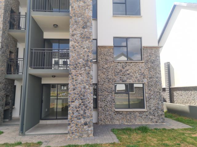 R7,730 pm 2 Bedroom Apartment To Let in Glen Marais
