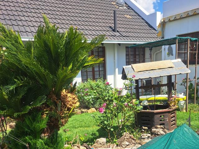 R7,900 pm 1 Bedroom Garden Cottage To Let in Hurlingham