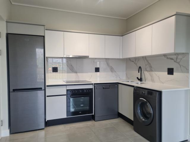 R7,930 pm 1 Bedroom Apartment To Let in Waterfall