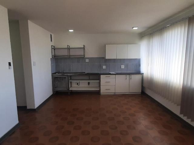 R7 000 | 0.5 Bedroom Apartment / Flat For Rent in Parow, Parow