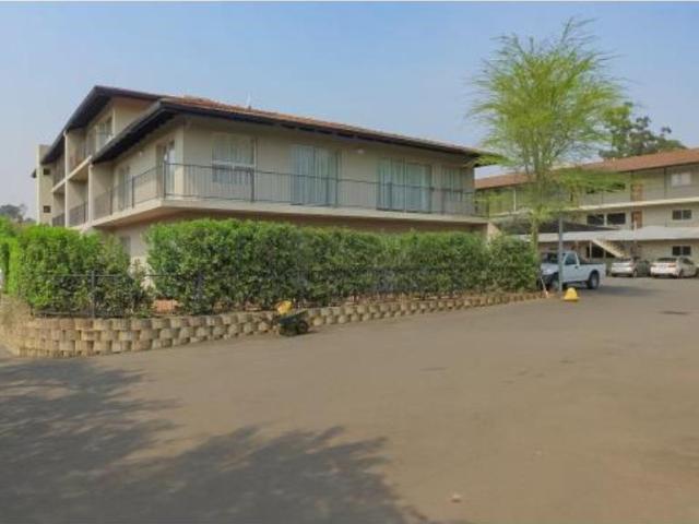 R7,000 pm 2 Bedroom Apartment To Let in Prestbury