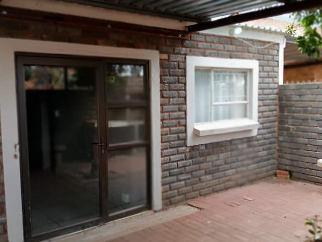 R7,000 pm 2 Bedroom Flat To Let in Kuruman