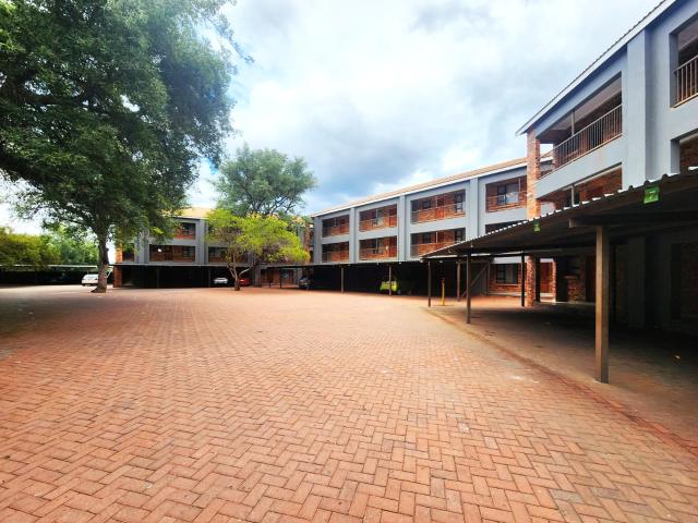 R7,247 pm 2 Bedroom Apartment To Let in Onverwacht