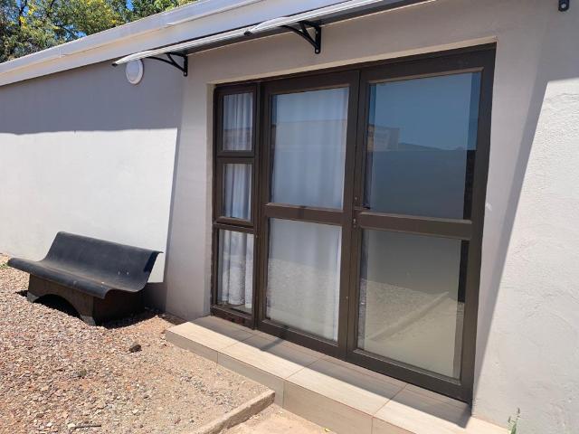R45,500 pm 7 Bedroom House To Let in Postmasburg