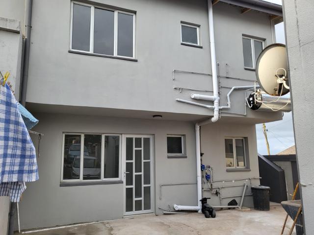 R4,500 pm 1 Bedroom Detached To Let in Croftdene
