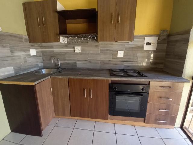 R4,980 pm 1 Bedroom Apartment To Let in New Park
