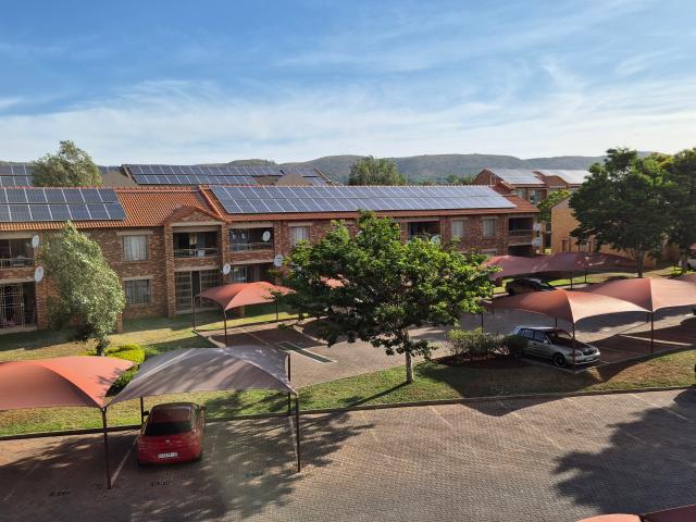 R4,050 pm 1 Bedroom Apartment To Let in Karenpark