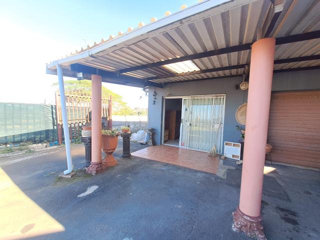 R5,960 pm 2 Bedroom Apartment To Let in Manaba Beach