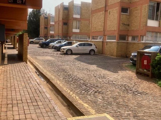 R5 200 | 1 Bedroom Apartment / Flat For Rent in Kempton Park, Kempton Park