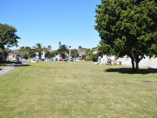 R6 500 | 0.5 Bedroom Apartment / Flat For Rent in Diep River, Cape Town