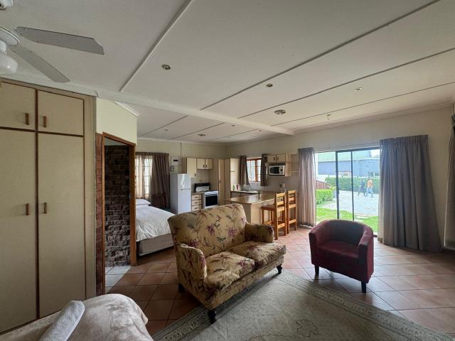 R6,750 pm 1 Bedroom Flat To Let in Fort England