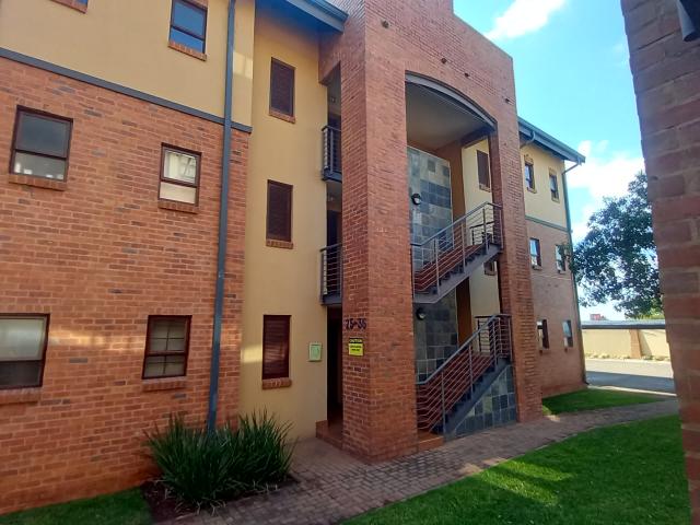 R6,800 pm 1 Bedroom Apartment To Let in Halfway Gardens