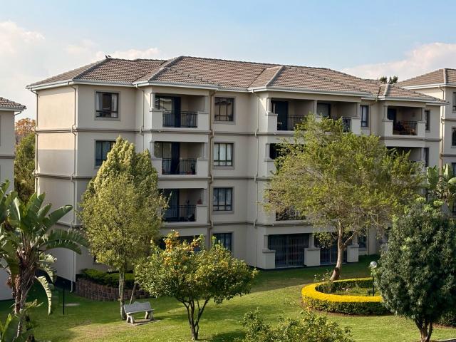 R6,800 pm 1 Bedroom Apartment To Let in Noordwyk