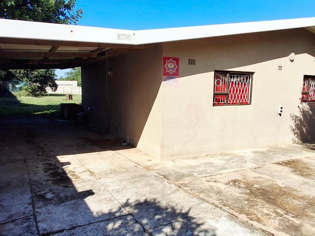 R6,900 pm 2 Bedroom House To Let in Umtentweni