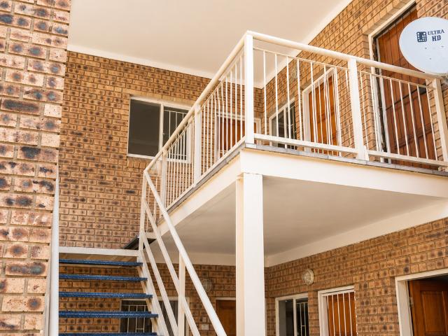 R6,990 pm 2 Bedroom Apartment To Let in Brits Central