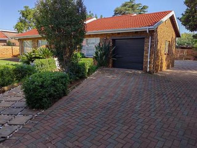 r8500 rental in mid ennerdale