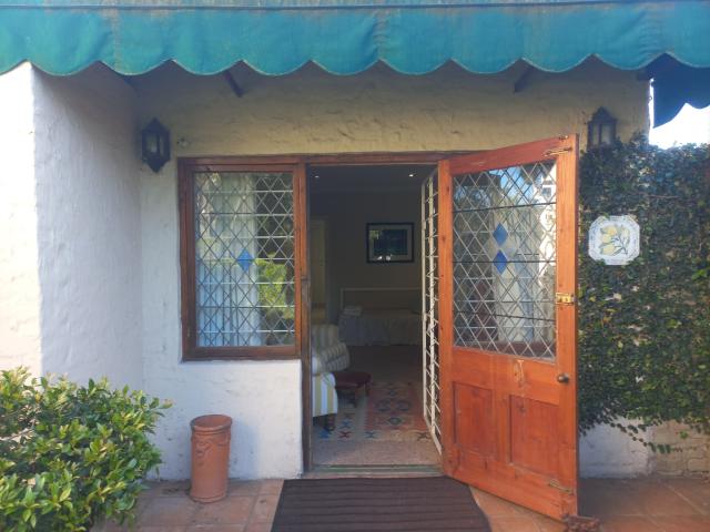 R8,500 pm 1 Bedroom Garden Cottage To Let in Walmer