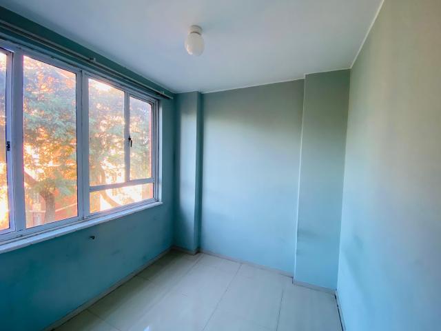 R8,600 pm 2.5 Bedroom Apartment To Let in Umbilo