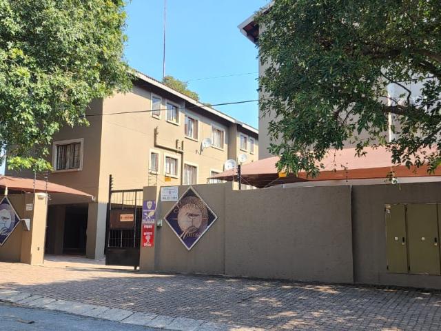 R8,750 pm 2 Bedroom Apartment To Let in Nelspruit Central