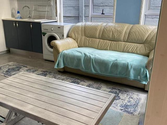 R8 000 | 1 Bedroom Cottage For Rent in Randburg Central, Randburg