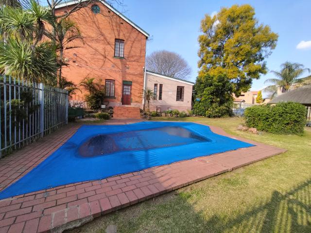 R8,000 pm 1 Bedroom Apartment To Let in Pelham
