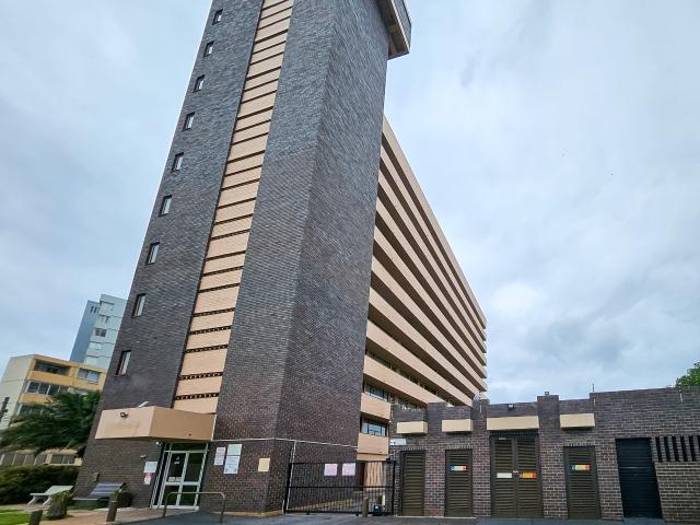R8,000 pm 2 Bedroom Apartment To Let in Doonside