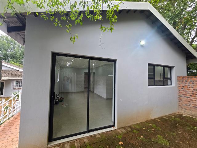 R8,000 pm 2 Bedroom Simplex To Let in Leonard