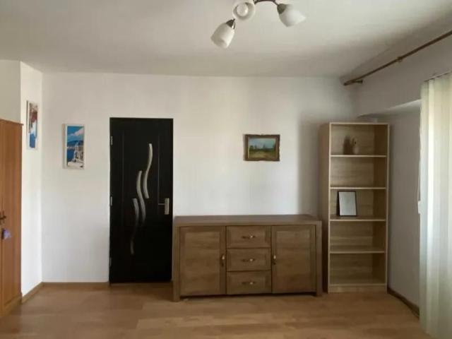 R9731: Inchiriere apartament 1 camera D, in Pacurari, 350